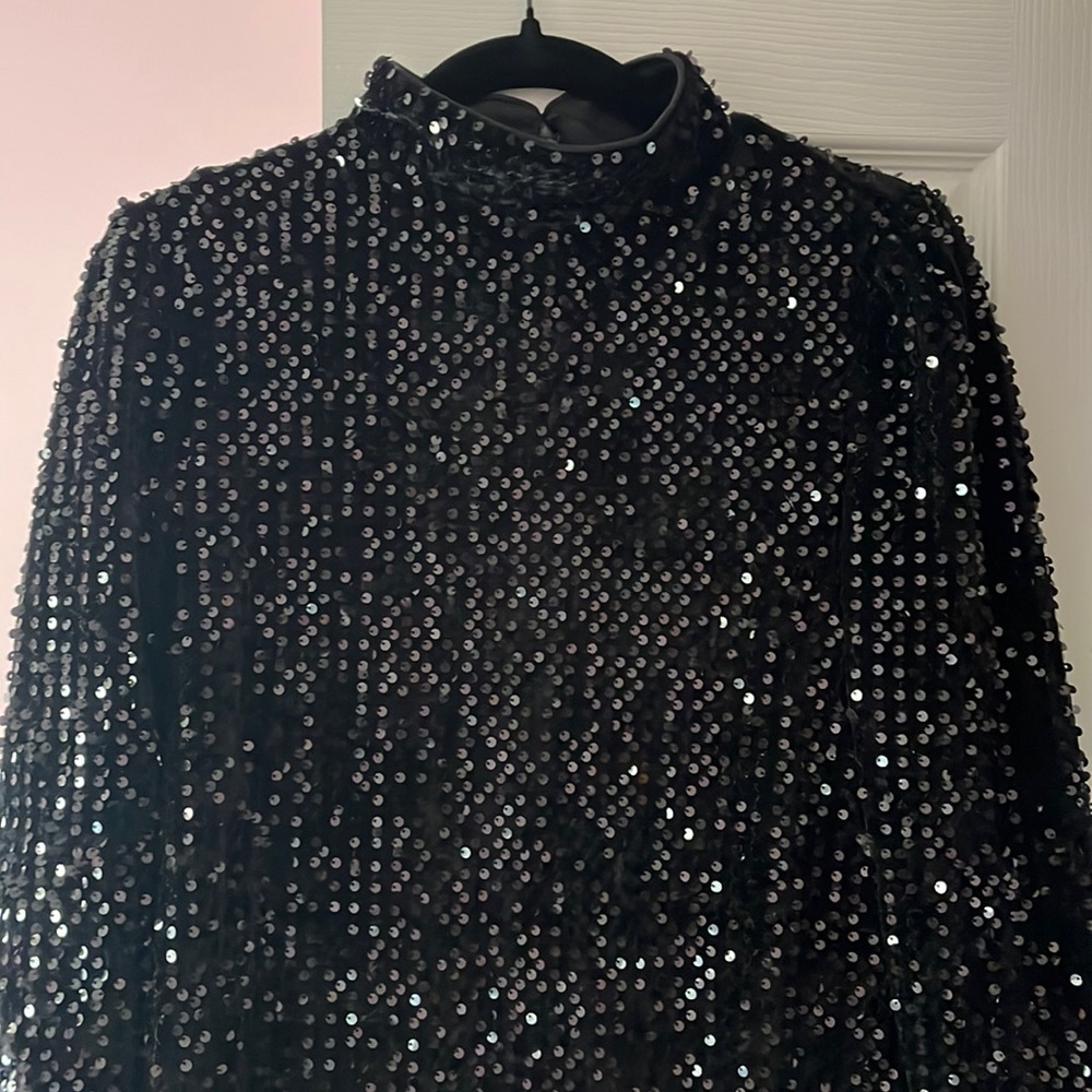 Black sparkly dress